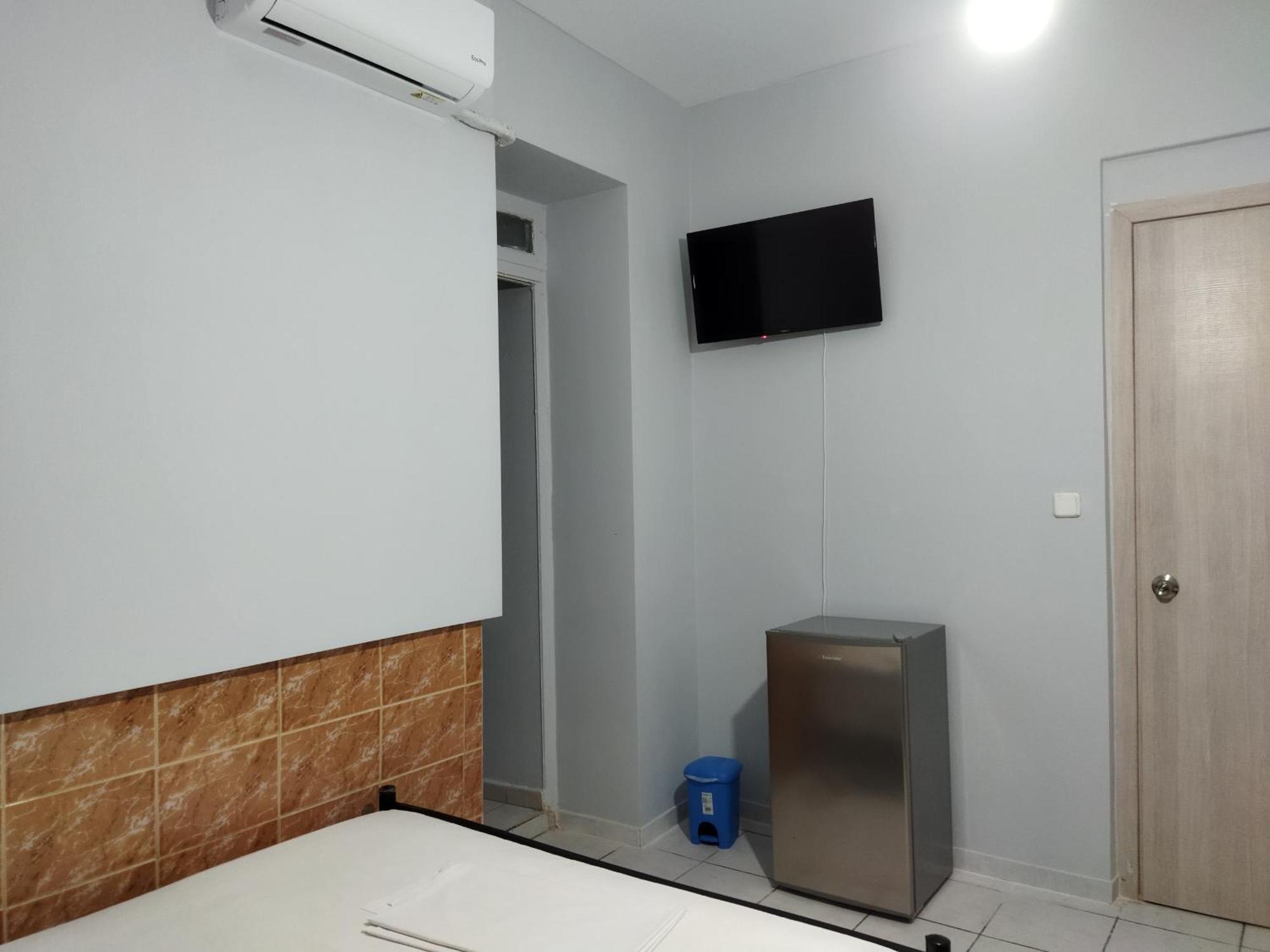 San Remo Hostel Athens Exterior photo
