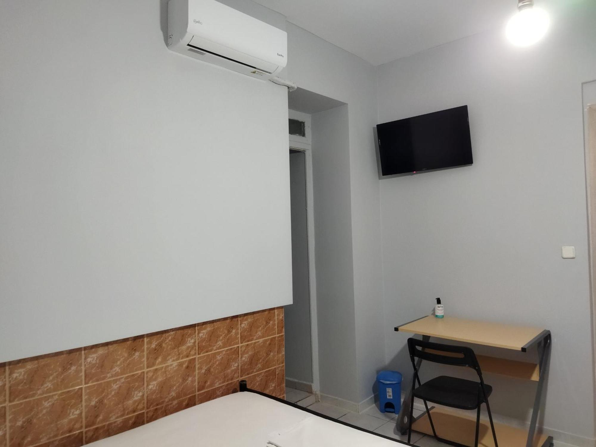 San Remo Hostel Athens Exterior photo
